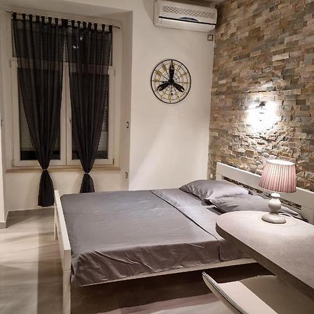 Apartment Amfiteatar بولا المظهر الخارجي الصورة
